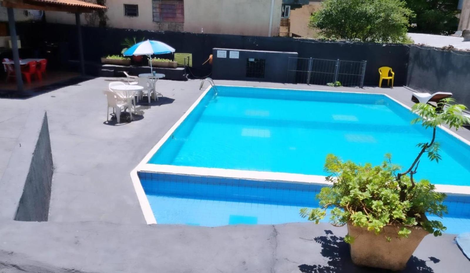 פוז דו איגואסו Ambassador Hotel מראה חיצוני תמונה