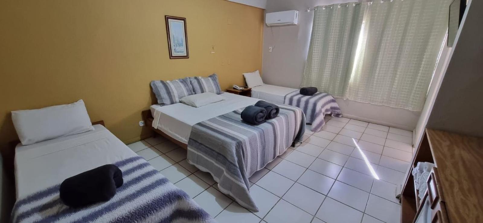 פוז דו איגואסו Ambassador Hotel מראה חיצוני תמונה