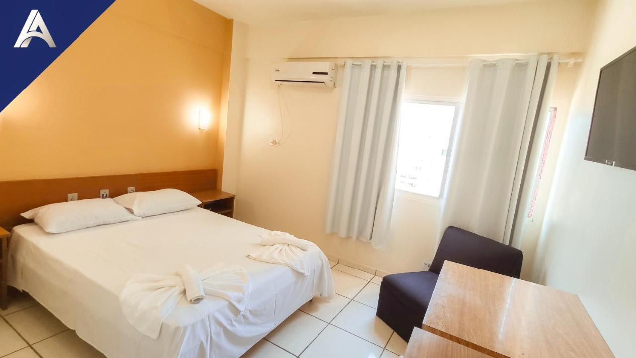פוז דו איגואסו Ambassador Hotel מראה חיצוני תמונה