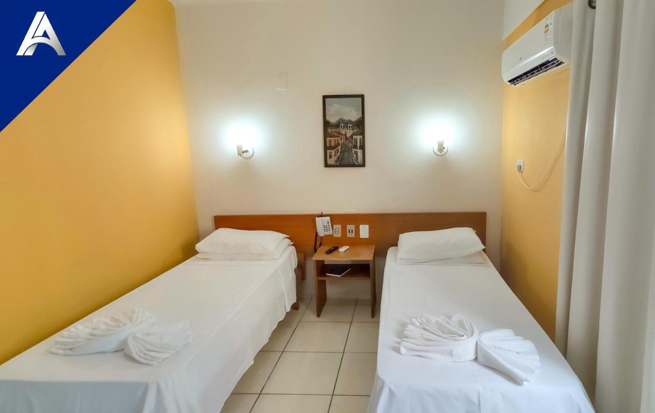 פוז דו איגואסו Ambassador Hotel מראה חיצוני תמונה